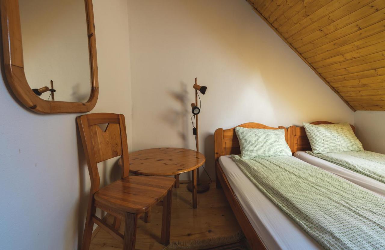Sziklakert - Életöröm Vendégház Rimetea Exterior foto